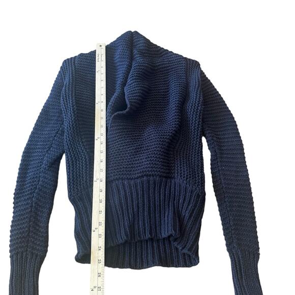 American Eagle Crossover deep v Wrap black Sweater size small - Picture 5 of 6